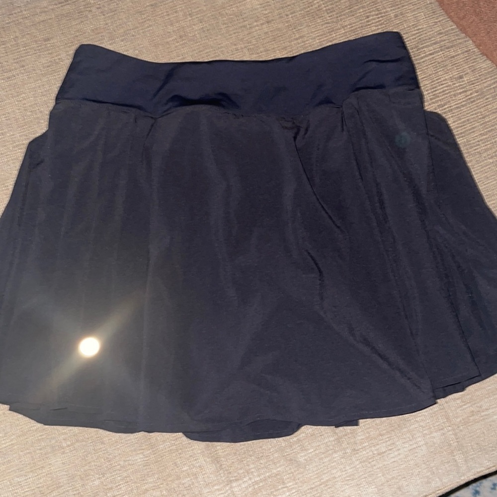 Super cute black skort
